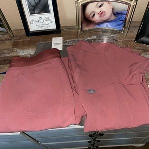Mauve Figs Jogger set